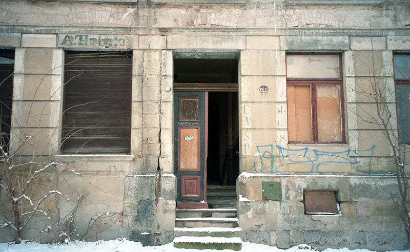 Dresden-Äußere Neustadt, Rudolfstr. 38, 2.2.2001.jpg